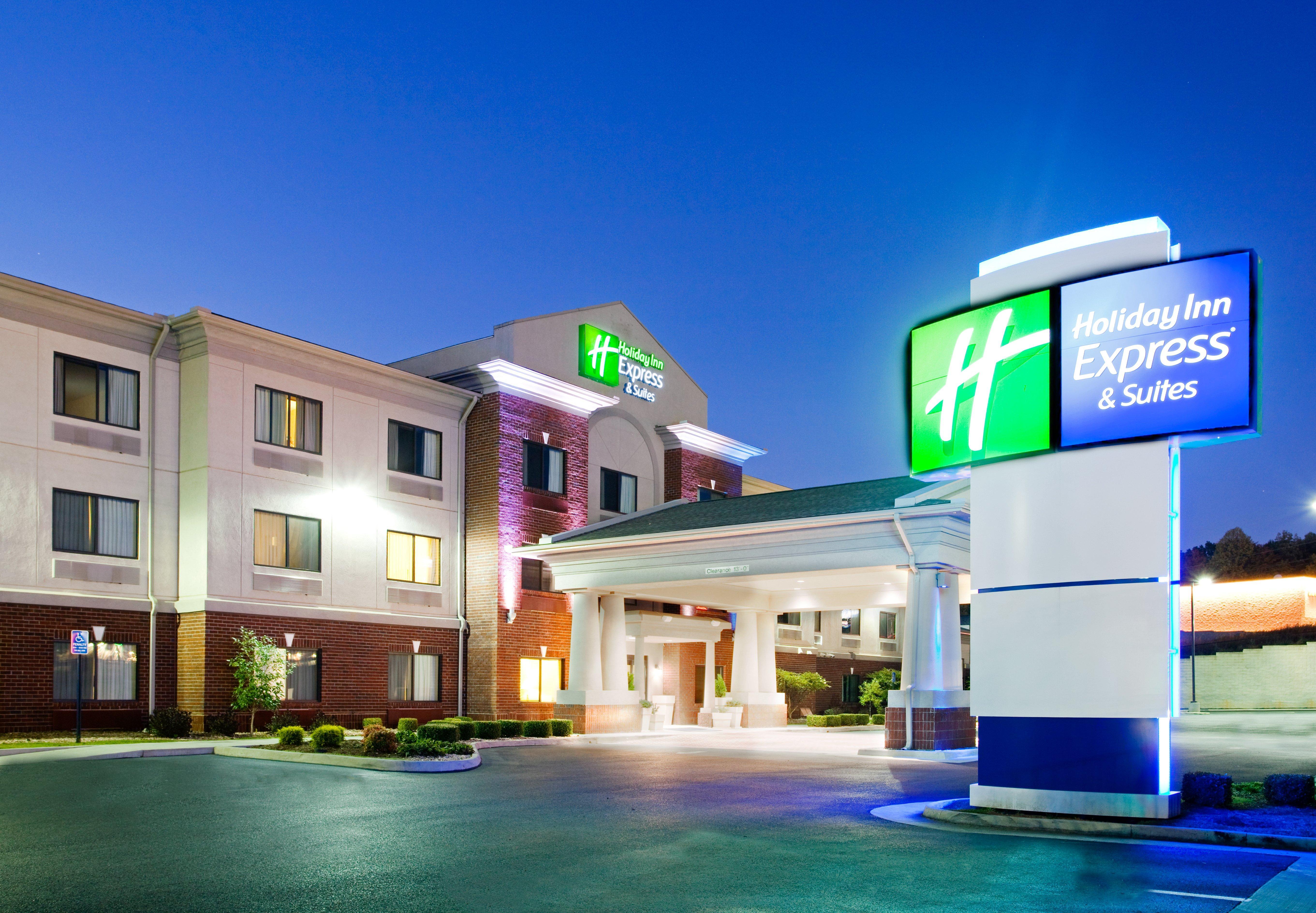 Holiday Inn Express & Suites Rocky Mount Smith Mountain Lake By Ihg Extérieur photo