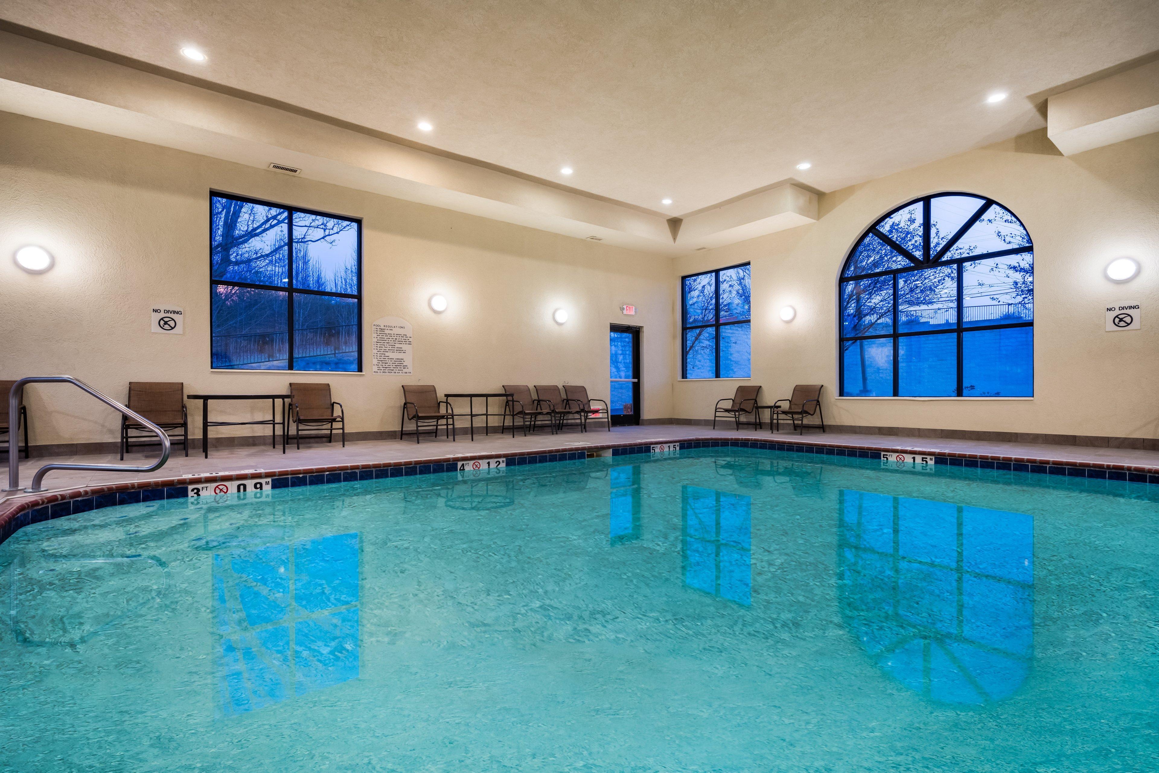 Holiday Inn Express & Suites Rocky Mount Smith Mountain Lake By Ihg Extérieur photo