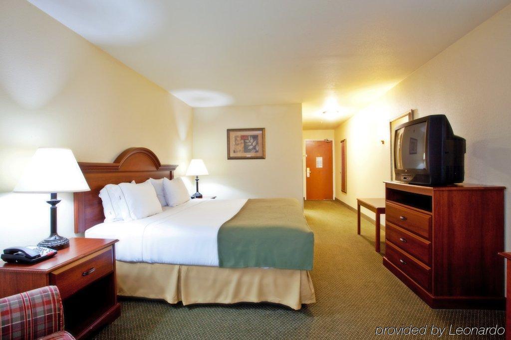 Holiday Inn Express & Suites Rocky Mount Smith Mountain Lake By Ihg Extérieur photo