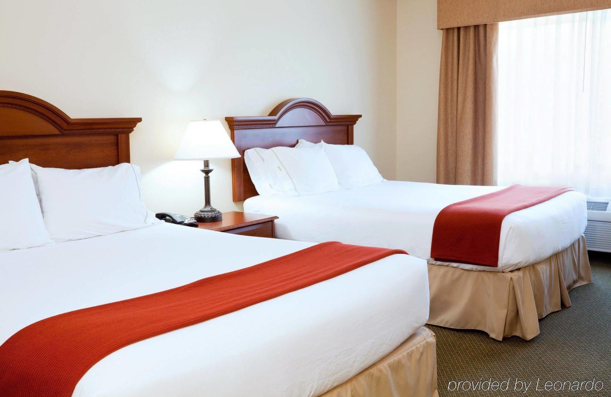 Holiday Inn Express & Suites Rocky Mount Smith Mountain Lake By Ihg Extérieur photo