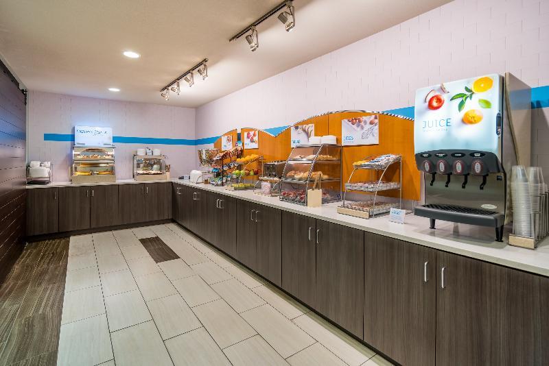 Holiday Inn Express & Suites Rocky Mount Smith Mountain Lake By Ihg Extérieur photo